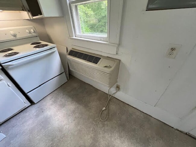 1419 McAdoo St in Kinston, NC - Building Photo - Building Photo