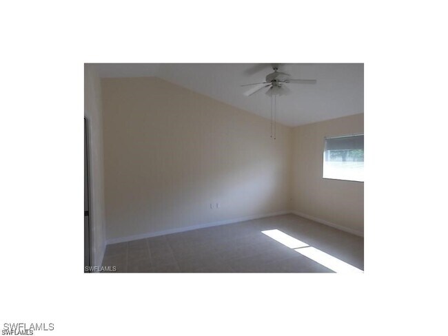 2802 SE 8th Pl in Cape Coral, FL - Building Photo - Building Photo