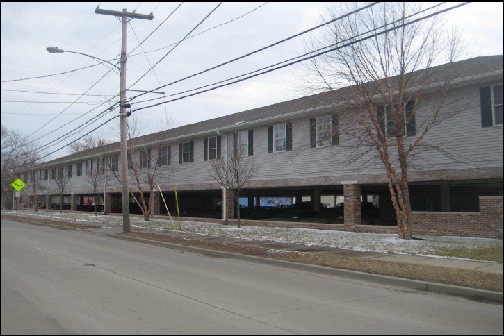 The Stilts in Normal, IL - Building Photo