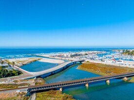 1019 Costa Pacifica Way in Oceanside, CA - Building Photo