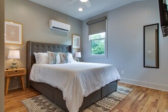934 Mcferrin Ave in Nashville, TN - Building Photo - Building Photo