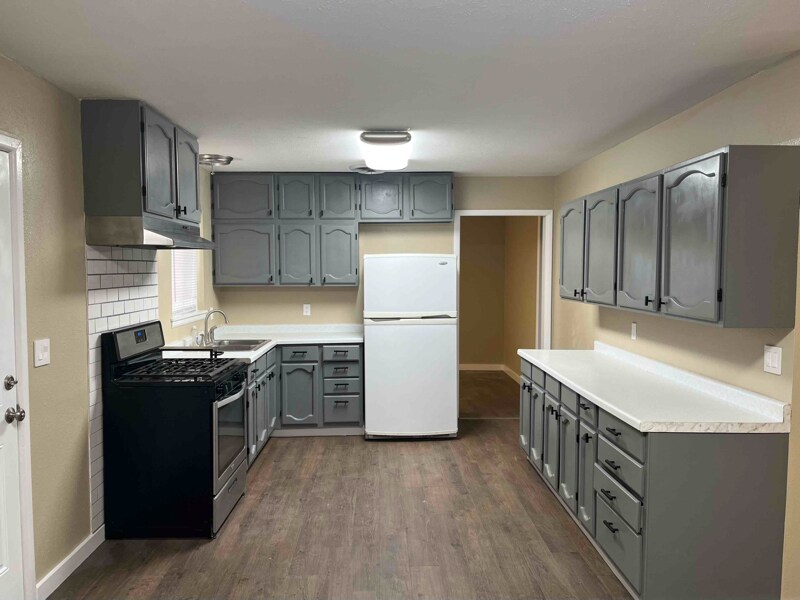 3805 Windsor Dr in Farmington, NM - Building Photo