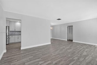 7613 NW 67th Ave in Tamarac, FL - Building Photo - Building Photo