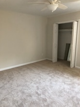 1733 S 41st St in Wilmington, NC - Foto de edificio - Building Photo