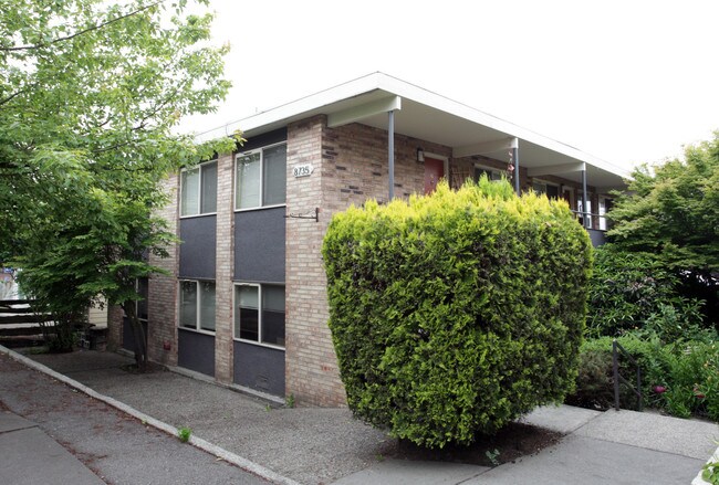 87th Street Apartments in Seattle, WA - Foto de edificio - Building Photo