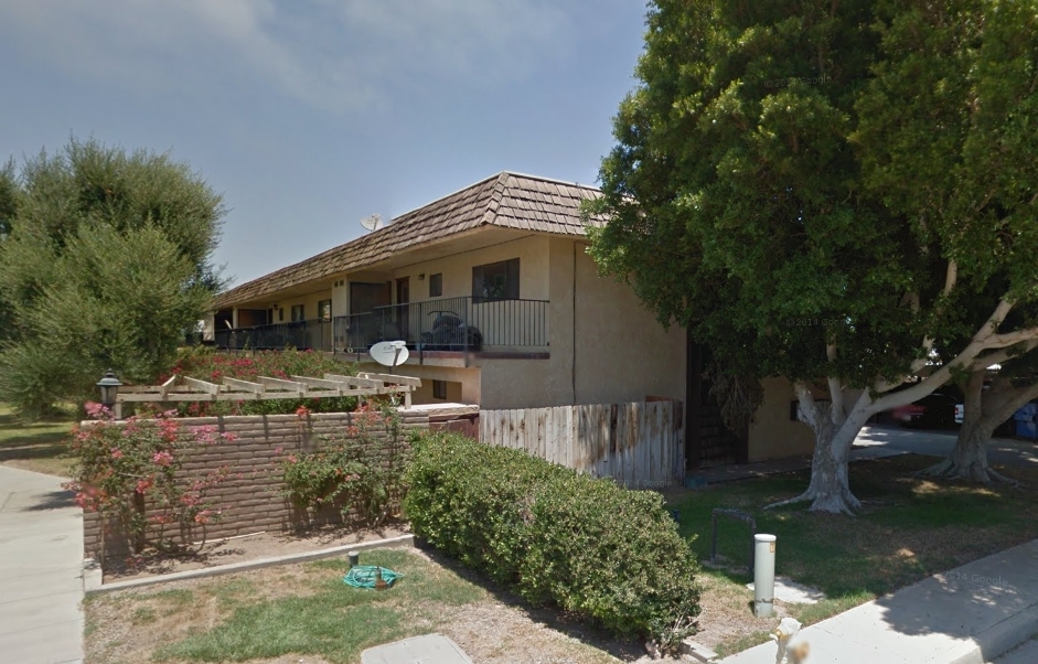 635 W H St in Brawley, CA - Foto de edificio