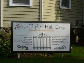 51 Taylor St in Waltham, MA - Foto de edificio - Building Photo