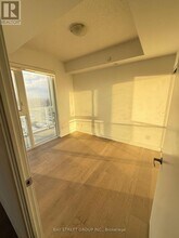 5180 Yonge St in Toronto, ON - Building Photo - Building Photo