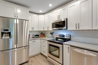 126 Ocean Dunes Cir in Jupiter, FL - Foto de edificio - Building Photo