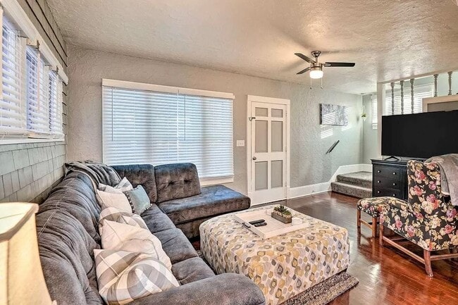 325 W Spring St in Appleton, WI - Building Photo - Building Photo