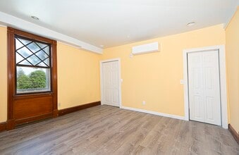 963 Main St in Leicester, MA - Building Photo - Building Photo