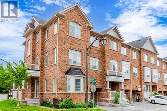 29 Spiv Grv Wy in Markham, ON - Building Photo - Building Photo