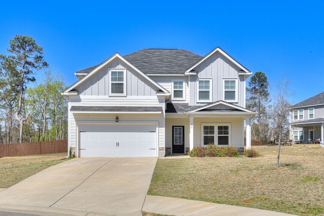 429 Matthew Ln in Martinez, GA - Building Photo