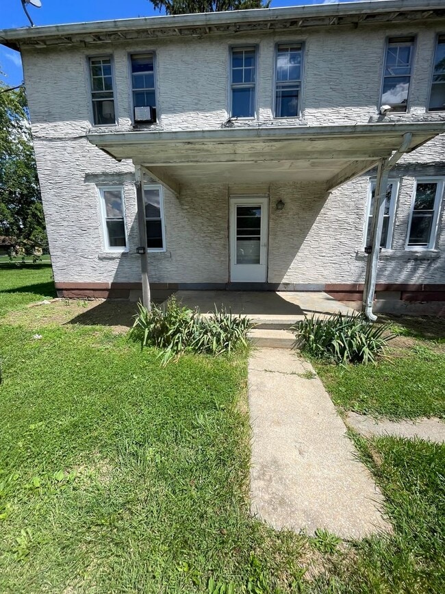 property at 202-204 Memorial Blvd
