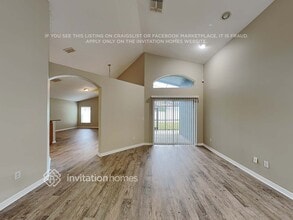 2432 Cerberus Dr in Apopka, FL - Foto de edificio - Building Photo
