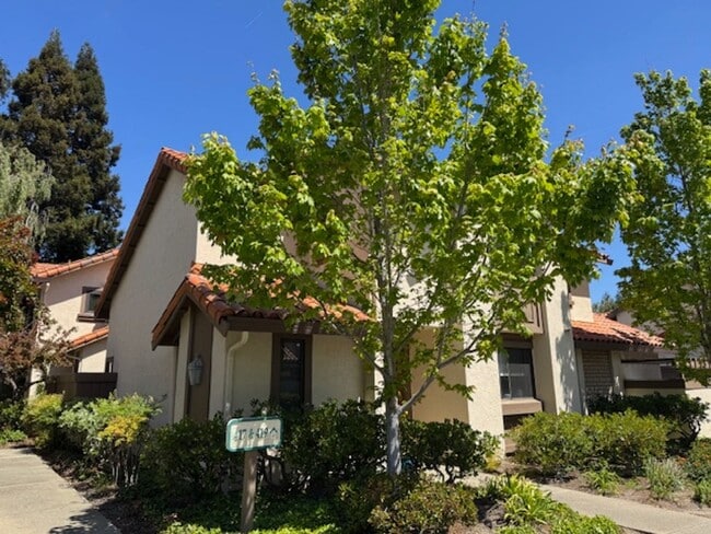 property at 417 Pimlico Dr