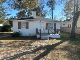 803 Center St in West Columbia, SC - Building Photo