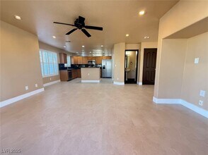 9083 Red Lava Ct in Las Vegas, NV - Building Photo - Building Photo