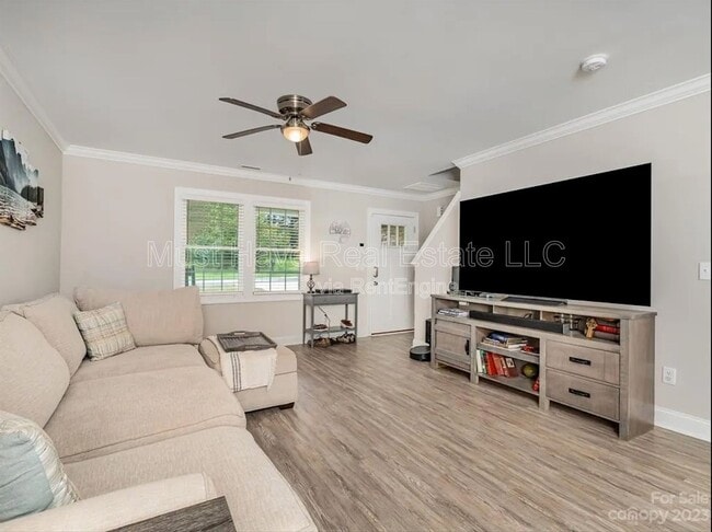 1328 26th Ave NE in Hickory, NC - Building Photo - Building Photo