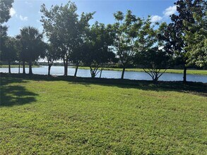 6650 Draw Ln in Sarasota, FL - Building Photo - Building Photo