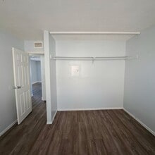 152 Judy Ln in Henderson, NV - Building Photo - Building Photo