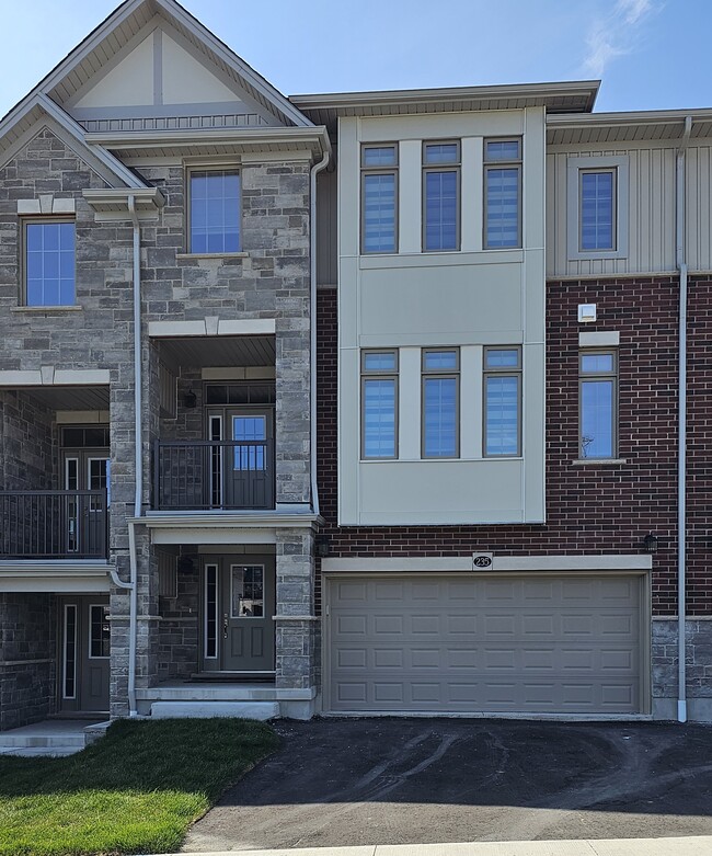 property at 235 Raspberry Pl