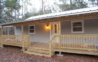 65198 North Blvd in Pearl River, LA - Building Photo