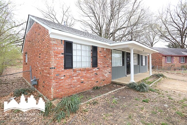 4227 Kenosha Rd in Memphis, TN - Building Photo - Building Photo