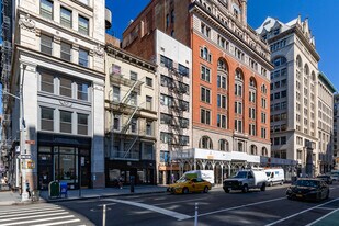146 Fifth Ave in New York, NY - Building Photo