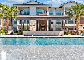 Adair Onion Creek in Austin, TX - Building Photo