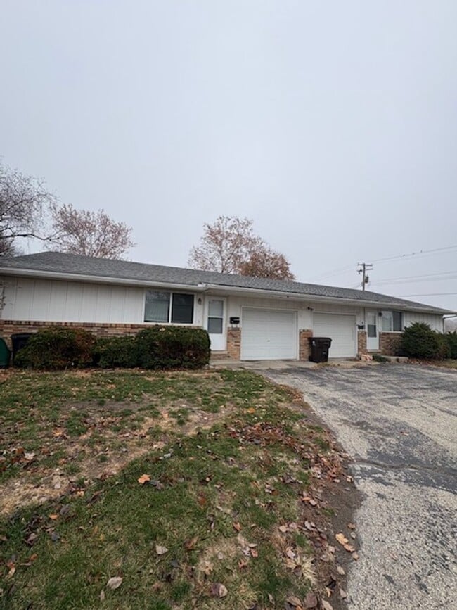 property at 2516 W Newman Pkwy