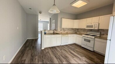 3296 Mill Springs Cir in Buford, GA - Building Photo - Building Photo