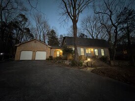 4019 Piedmont Dr SE in Huntsville, AL - Building Photo