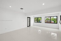 1687 SW 11th St in Miami, FL - Building Photo - Building Photo