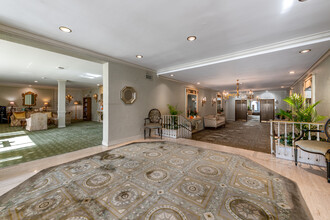 Blair House Apartments in Shaker Heights, OH - Building Photo - Lobby