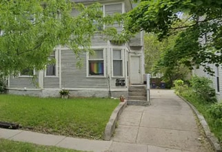 734 Paris Ave SE, Unit 3 in Grand Rapids, MI - Building Photo - Building Photo