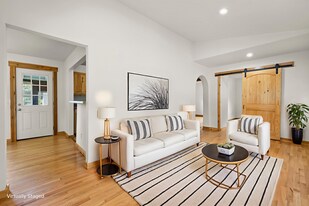 14 Alta Ave in Asheville, NC - Building Photo