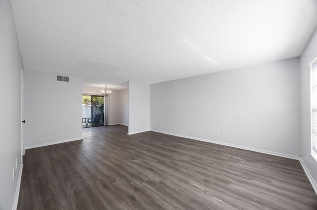 property at 200 Westwood Terrace N