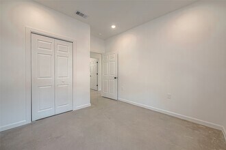 1304 Holder St in Conroe, TX - Building Photo - Building Photo