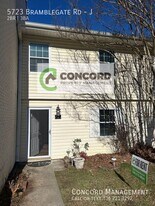 5723 Bramblegate Rd in Greensboro, NC - Building Photo