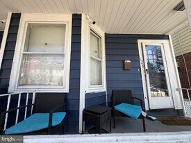 128 Columbus Ave in Trenton, NJ - Building Photo