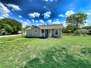 2814 La Monde Terrace, Unit 2210 in Fort Worth, TX - Building Photo - Building Photo