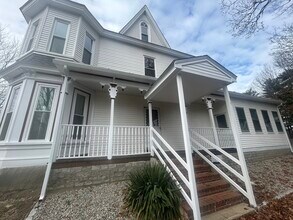 1 Chapel Pl in Pepperell, MA - Building Photo - Building Photo