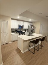 2225 Still Bend Ln in League City, TX - Building Photo - Building Photo