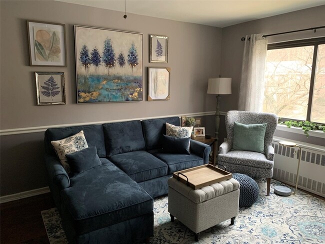 property at 6 Lawrence Dr