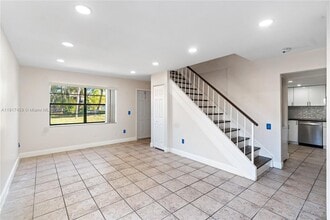 6241 SW 116th Pl in Miami, FL - Building Photo - Building Photo