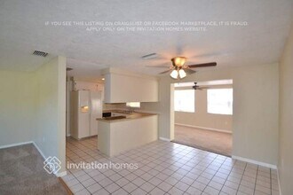 6710 8th St Ct W in Bradenton, FL - Building Photo - Building Photo