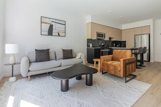 350 Chastain Pl in Santa Clara, CA - Building Photo - Building Photo