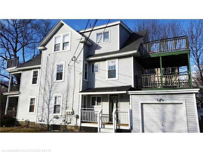 346 Ocean St, Unit 2 in South Portland, ME - Building Photo - Building Photo