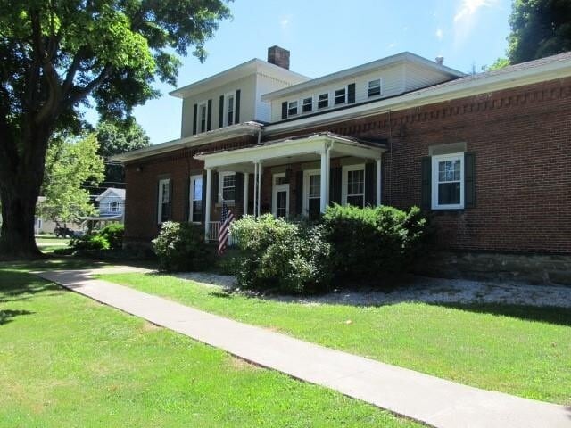 property at 34 Hathaway St E